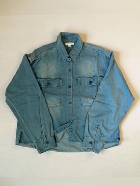AEMI+CO Blue Button-Down Long Sleeve Denim Shirt Woman Size M